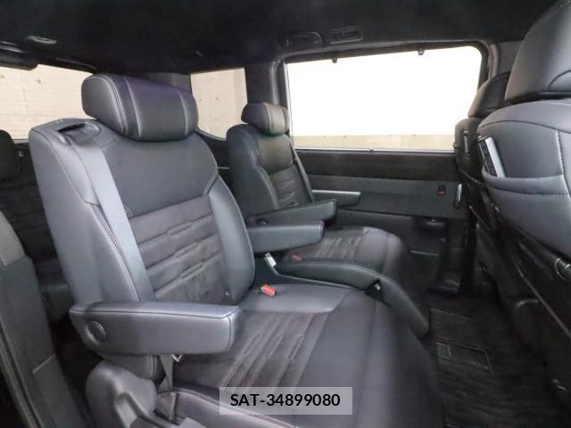 Honda e 2023-09 8647736-5