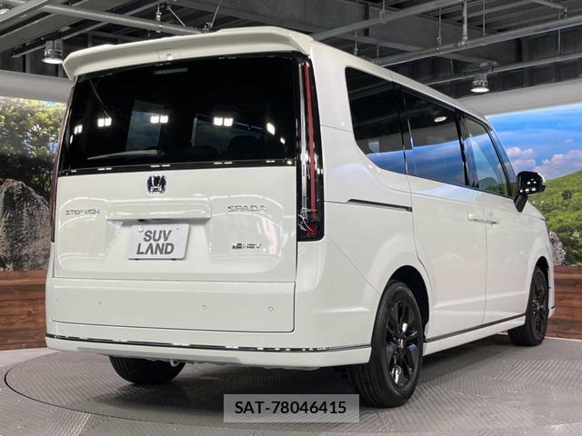 Honda e 2026-08 8647938-18