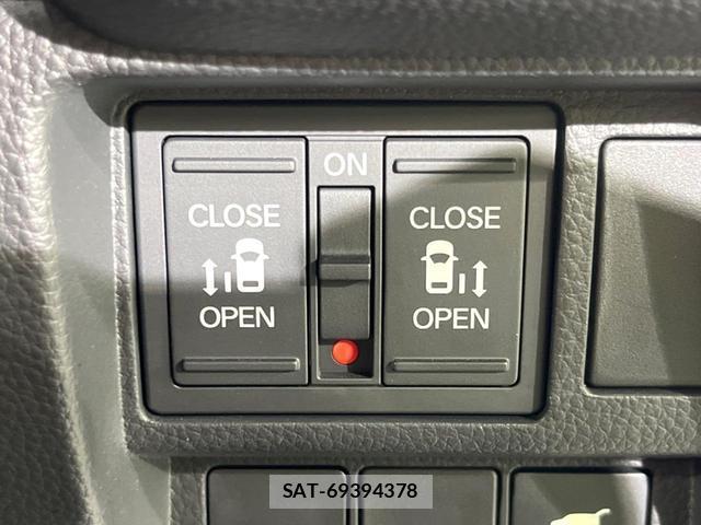 Honda e 2023-12 8648216-4