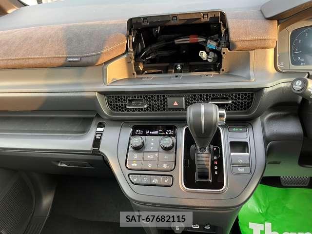 Honda e 2026-08 8648562-15