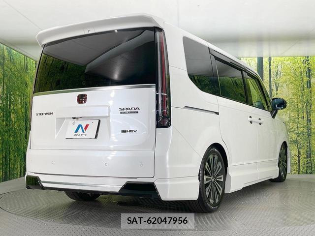 Honda e 2025-03 8648776-17