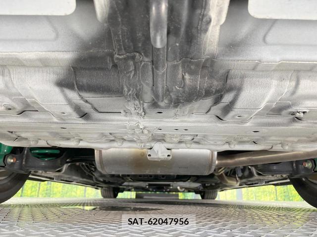 Honda e 2025-03 8648776-19