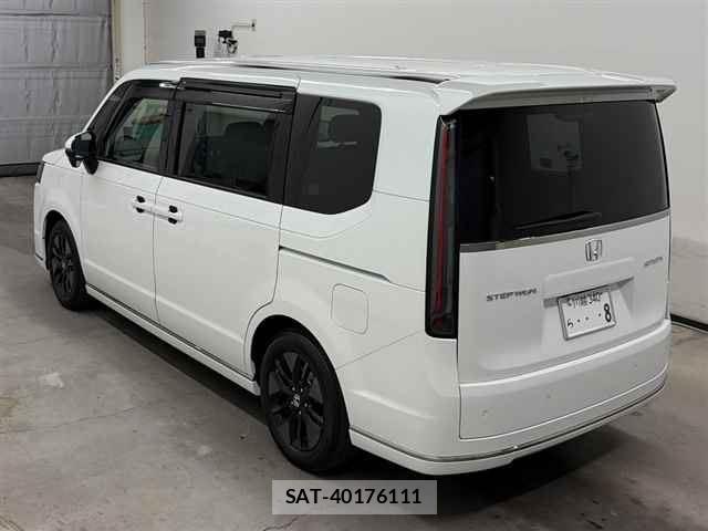 Honda e 2023-03 8648967-1