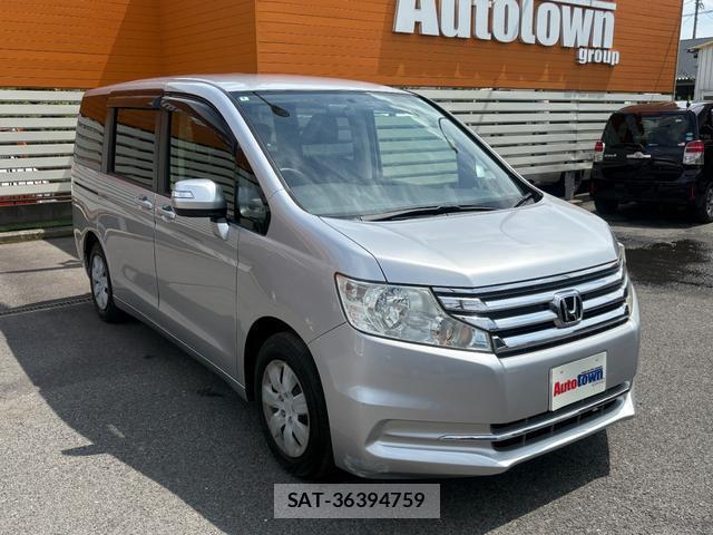 Honda e 2014-05 8649752-18
