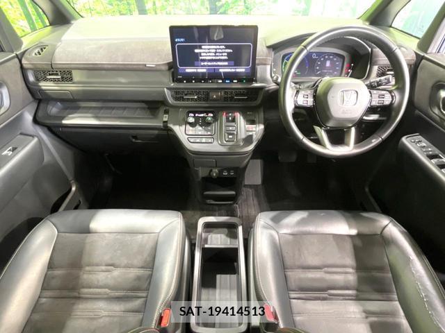 Honda e 2023-03 8649985-1