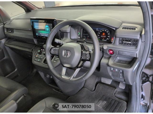 Honda e 2023-10 8650286-2