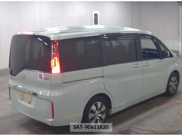 Honda e 2015-07 8650287-1