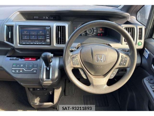 Honda e 2012 8650554-2