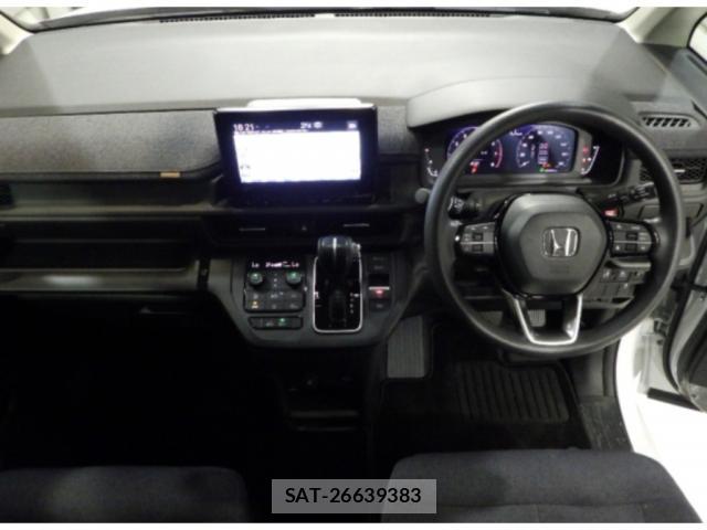 Honda e 2023-07 8650600-2