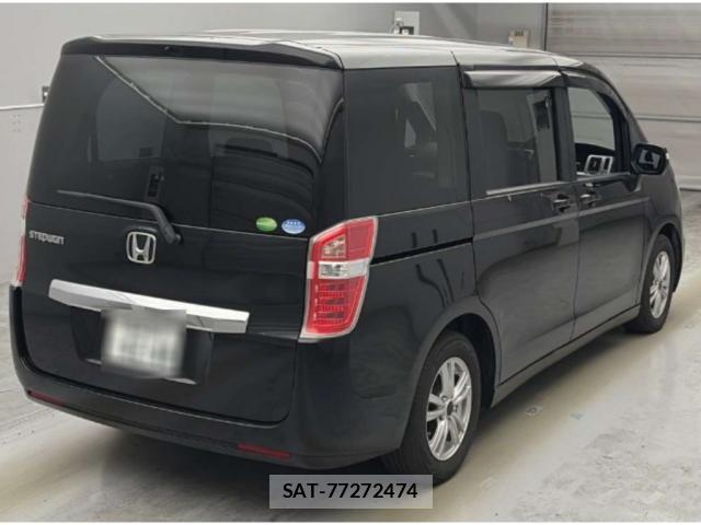 Honda e 2014-03 8650653-1