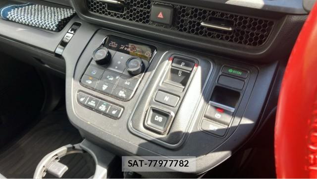Honda e 2023-09 8651373-14
