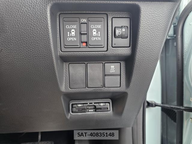 Honda e 2024-10 8652052-9