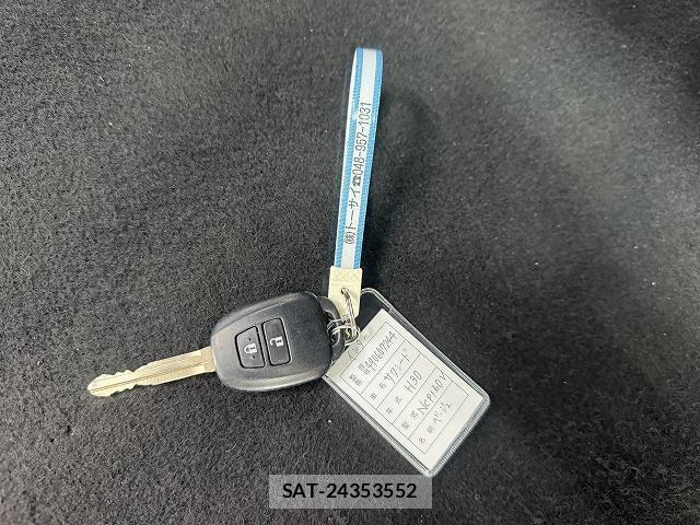 Toyota SUCCEED 2018-07 8647737-11