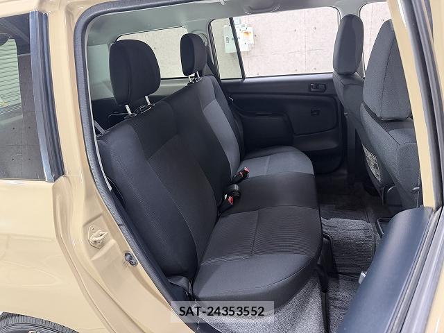 Toyota SUCCEED 2018-07 8647737-4