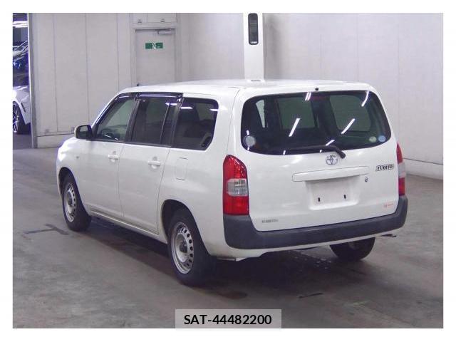 Toyota SUCCEED 2017-06 8652490-1