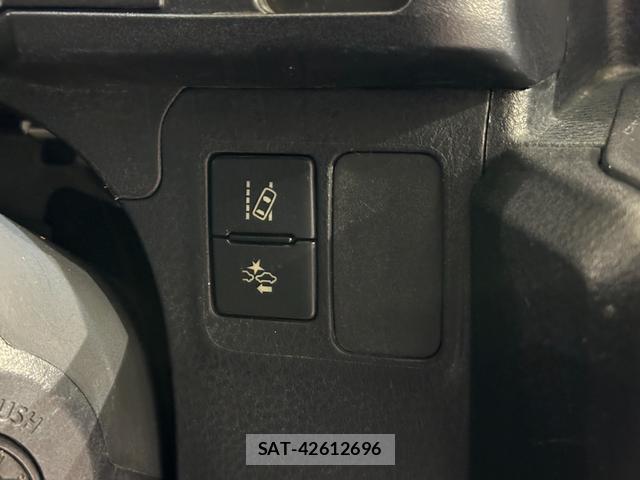 Toyota SUCCEED 2019-06 8653916-12