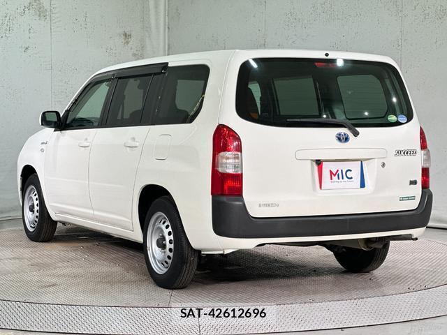 Toyota SUCCEED 2019-06 8653916-18
