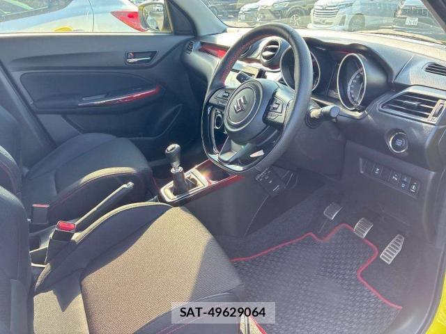 Suzuki SWIFT 2024-08 8647016-3