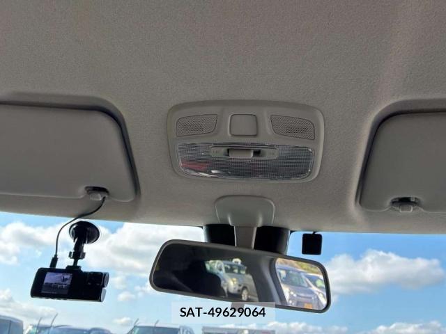 Suzuki SWIFT 2024-08 8647016-5