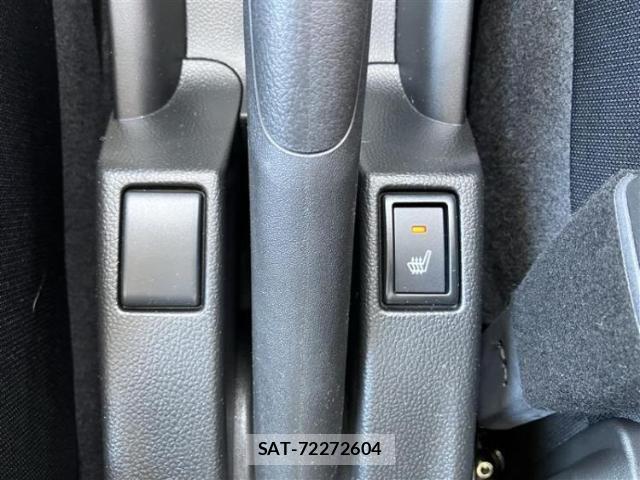 Suzuki SWIFT 2025-09 8653592-12