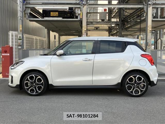 Suzuki SWIFT 2023-08 8653697-1