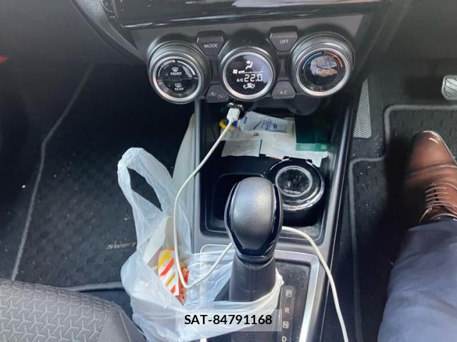 Suzuki SWIFT 2017-04 8651666-15
