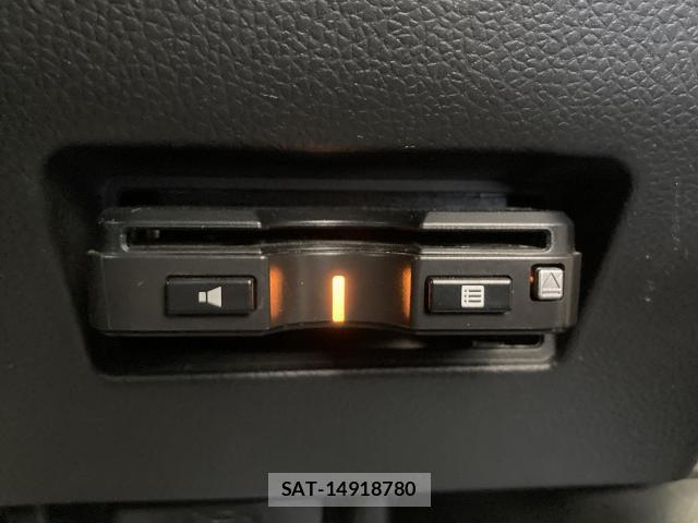 Suzuki SWIFT 2017-07 8652907-11