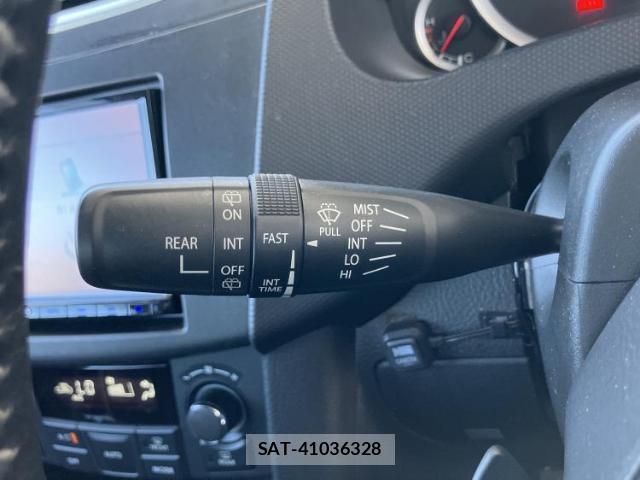 Suzuki SWIFT 2015-10 8653731-13