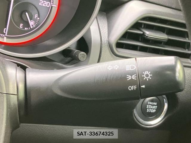 Suzuki SWIFT 2019-12 8653828-15