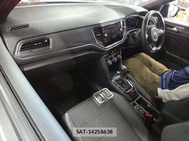 VolksWagen T-ROC 2020-12 8648931-2