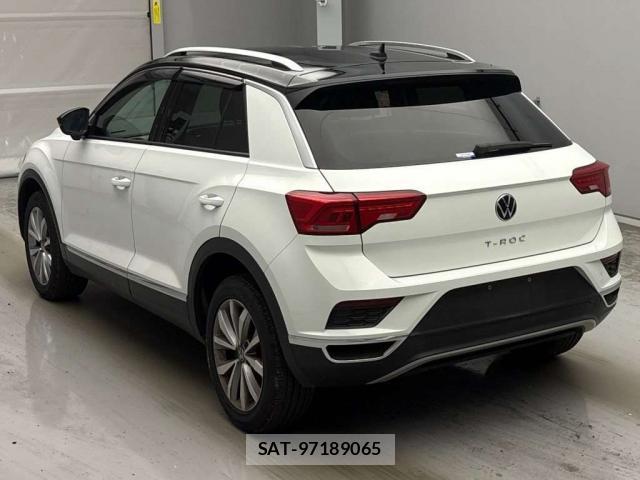 VolksWagen T-ROC 2022-01 8649004-1