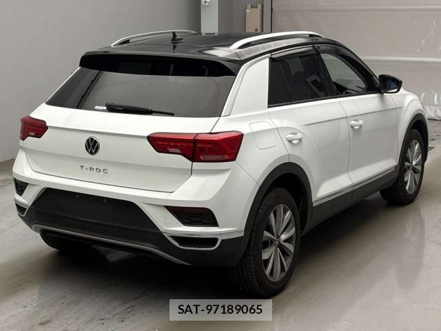 VolksWagen T-ROC 2022-01 8649004-10