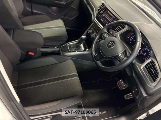 VolksWagen T-ROC 2022-01 8649004-11