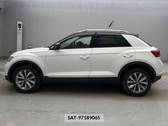 VolksWagen T-ROC 2022-01 8649004-3