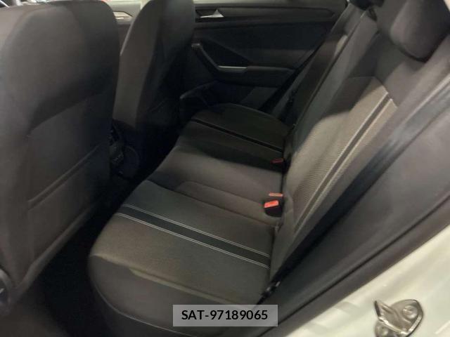 VolksWagen T-ROC 2022-01 8649004-6