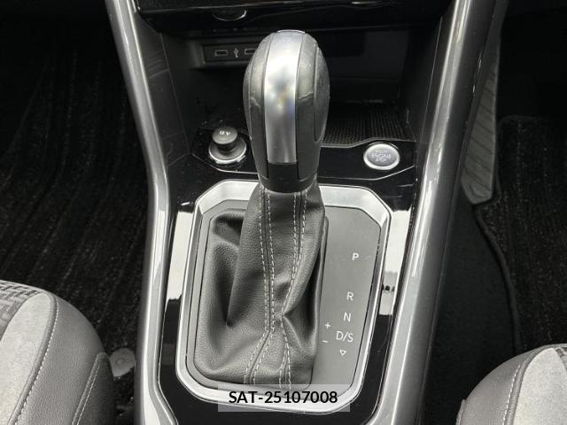 VolksWagen T-ROC 2021-10 8649436-16