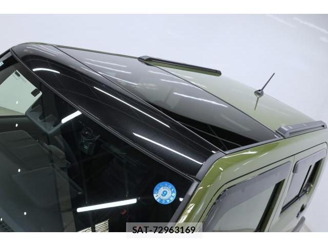 Daihatsu TAFT 2021-07 8647916-17