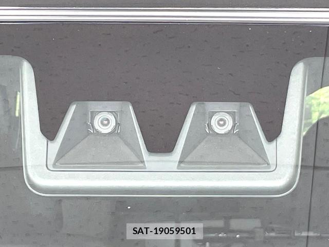 Daihatsu TAFT 2021-11 8652582-5