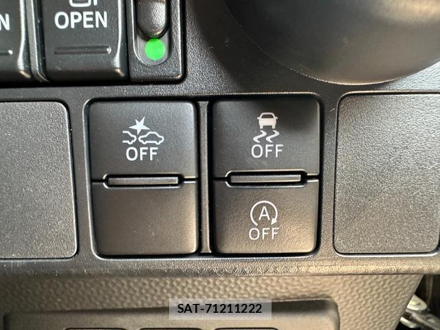 Toyota TANK 2018-05 8647481-4