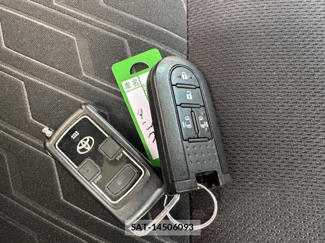 Toyota TANK 2017-03 8649480-7