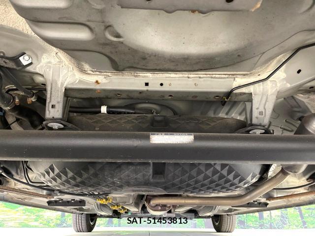 Toyota TANK 2018-04 8649814-18