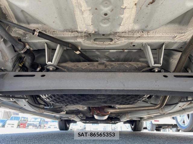 Daihatsu TANTO 2020-09 8646709-18