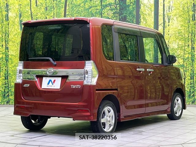Daihatsu TANTO 2014-03 8646718-17