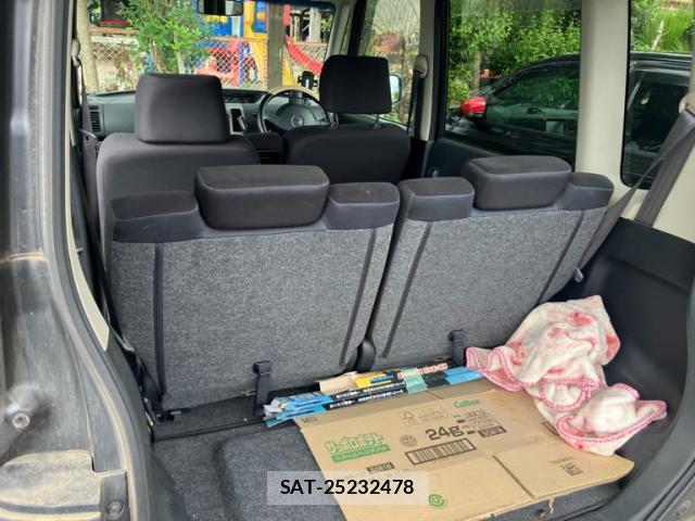 Daihatsu TANTO 2007-07 8648004-4