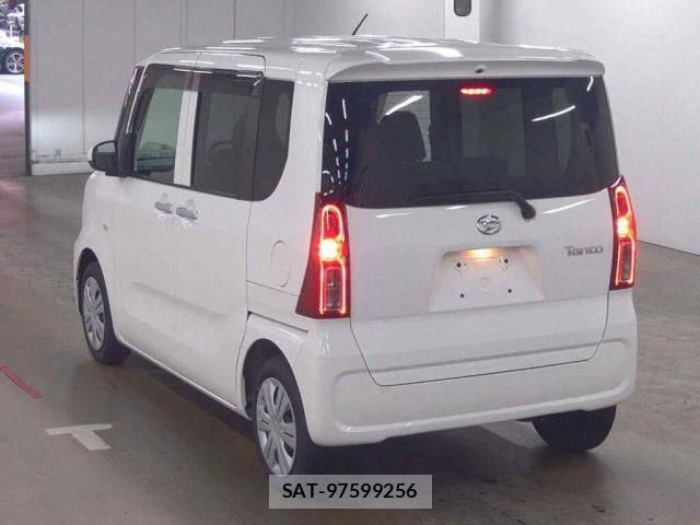 Daihatsu TANTO 2022-05 8648076-1