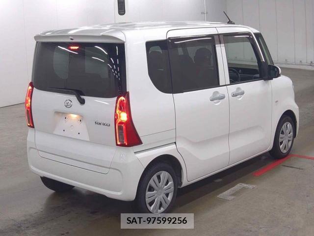 Daihatsu TANTO 2022-05 8648076-4