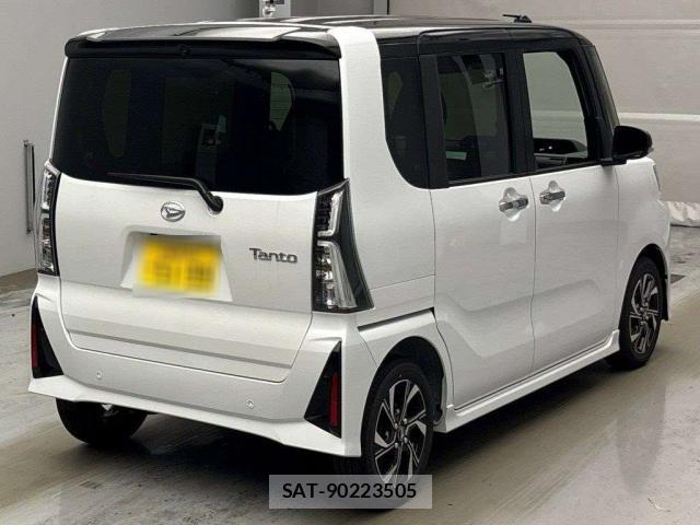 Daihatsu TANTO 2026-04 8648117-1