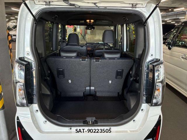 Daihatsu TANTO 2026-04 8648117-12