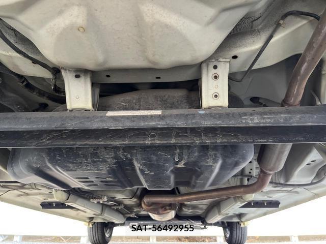 Daihatsu TANTO 2013-11 8648291-16