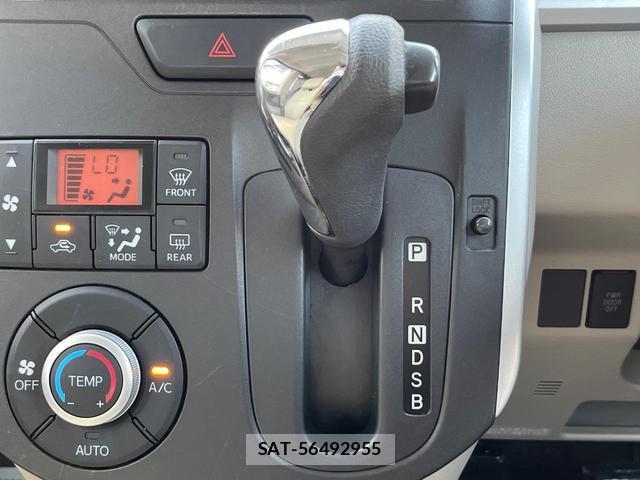 Daihatsu TANTO 2013-11 8648291-19